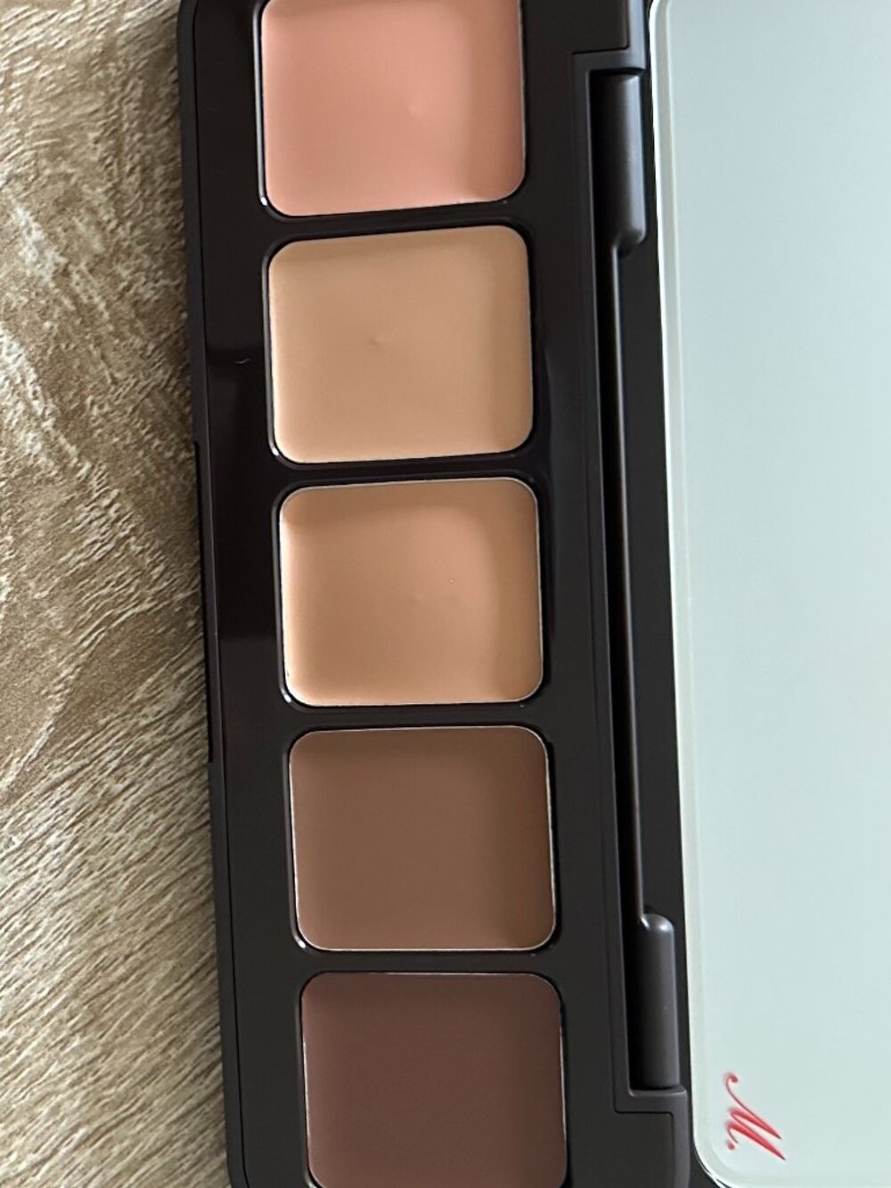 m.ph by Mary Phillips Underpainting Face Highlight & Contour Palette in MEDIUM